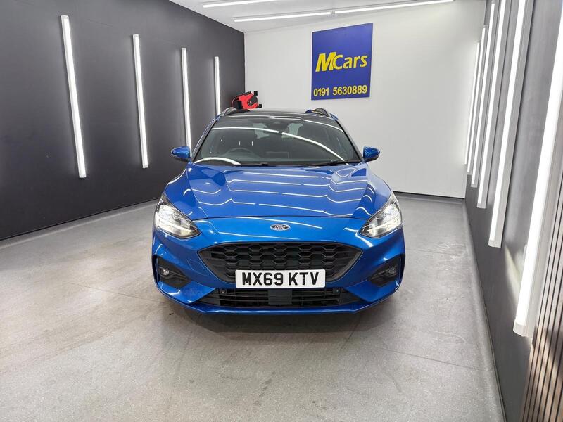 Ford Focus view 4