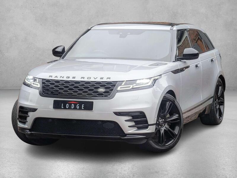 Land Rover Range Rover Velar view 3