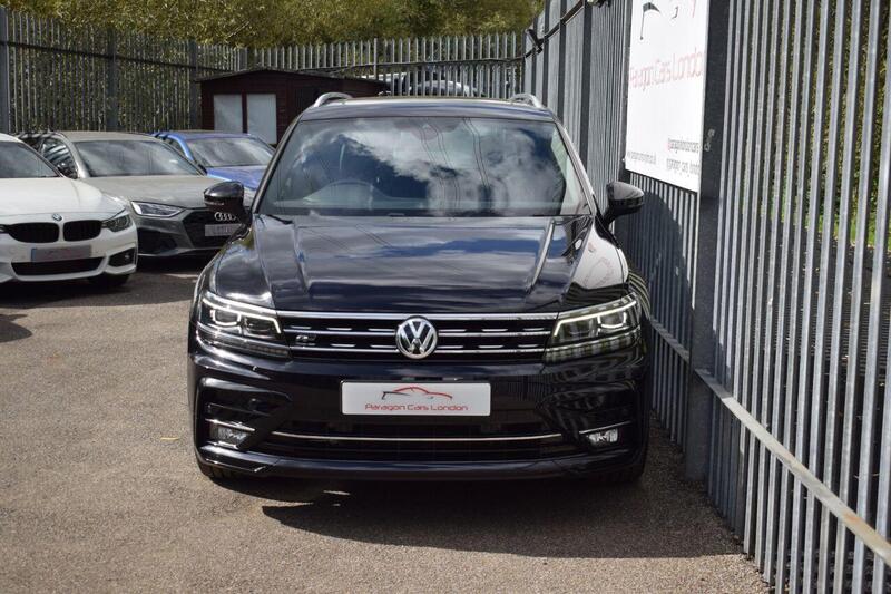 Volkswagen Tiguan view 5