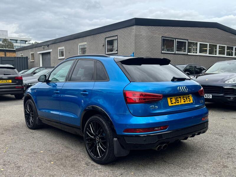 Audi Audi Q3 view 4
