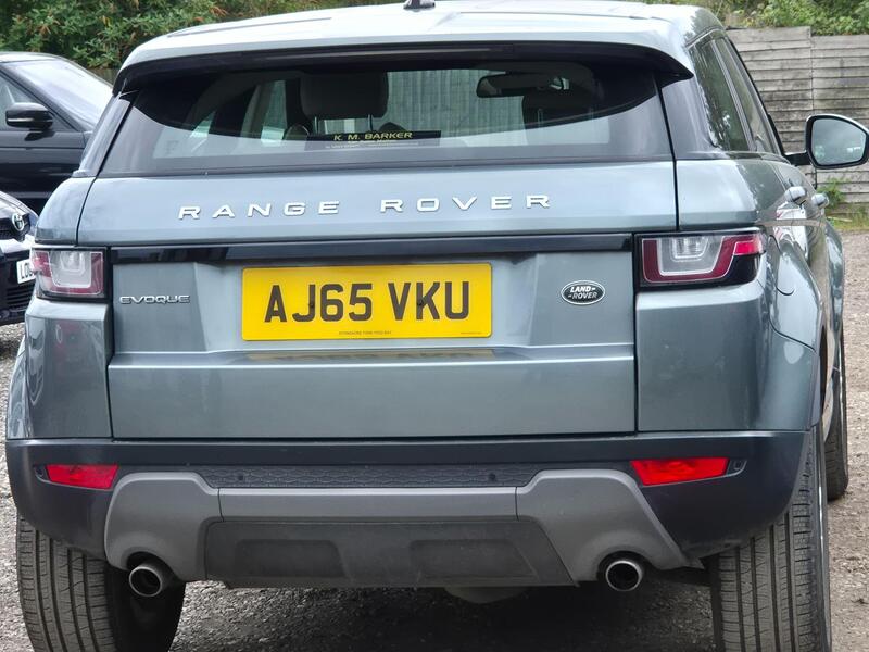 Land Rover Range Rover Evoque view 6