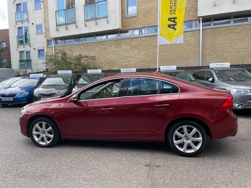 Volvo S60 view 10