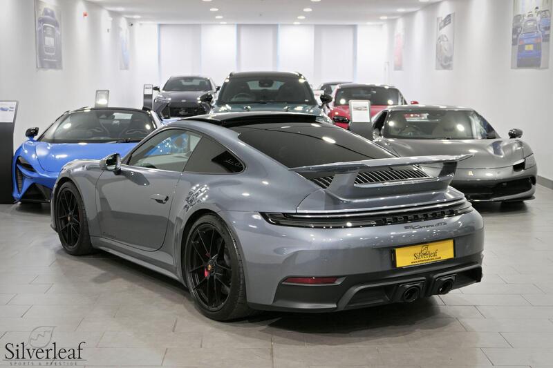 Porsche 911 view 2