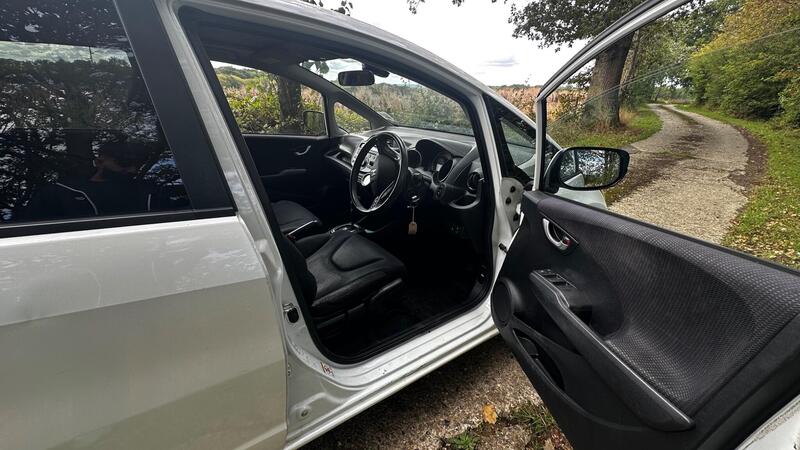 2013 Honda Jazz — photo 13