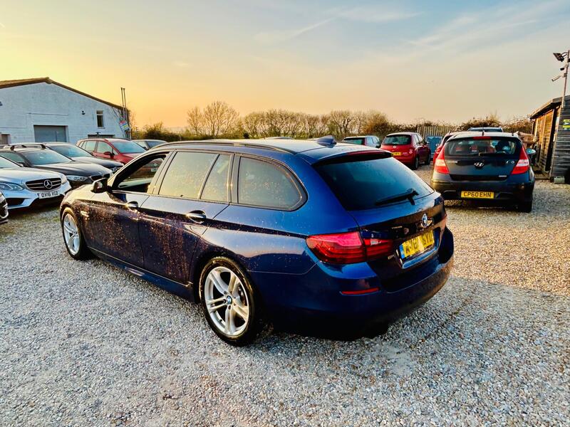 BMW 5 Series view 7