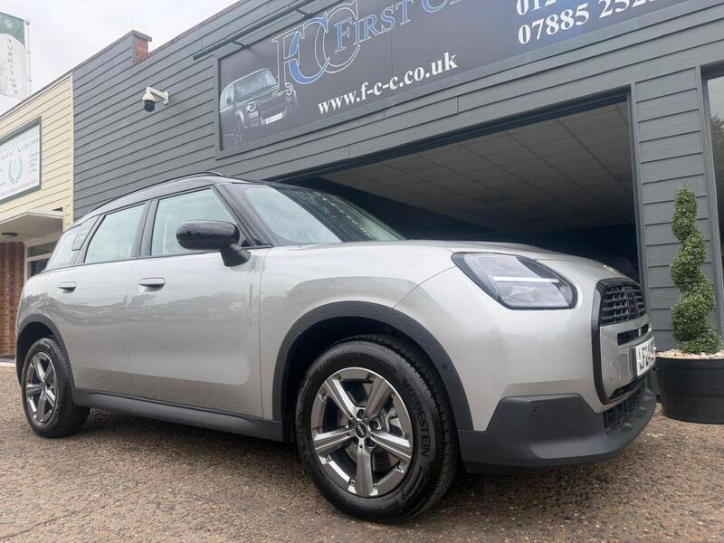 Mini Countryman view 6