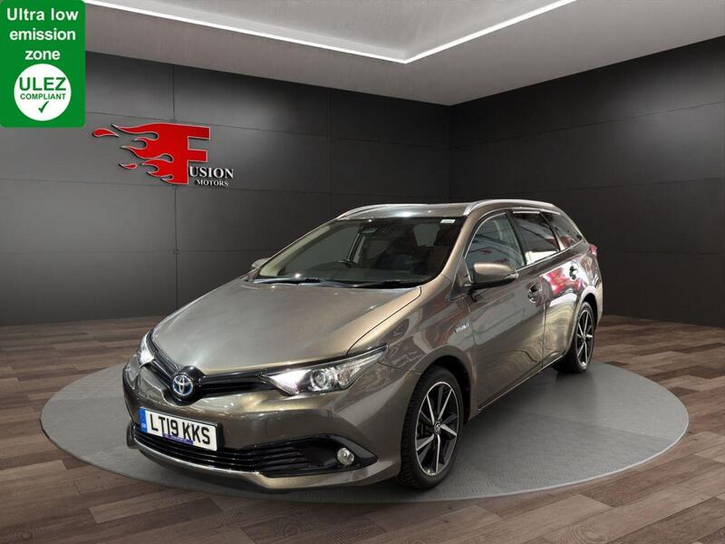 Toyota Auris main image