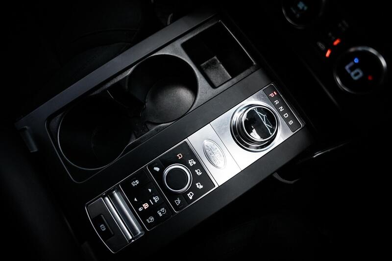 Land Rover Discovery view 6