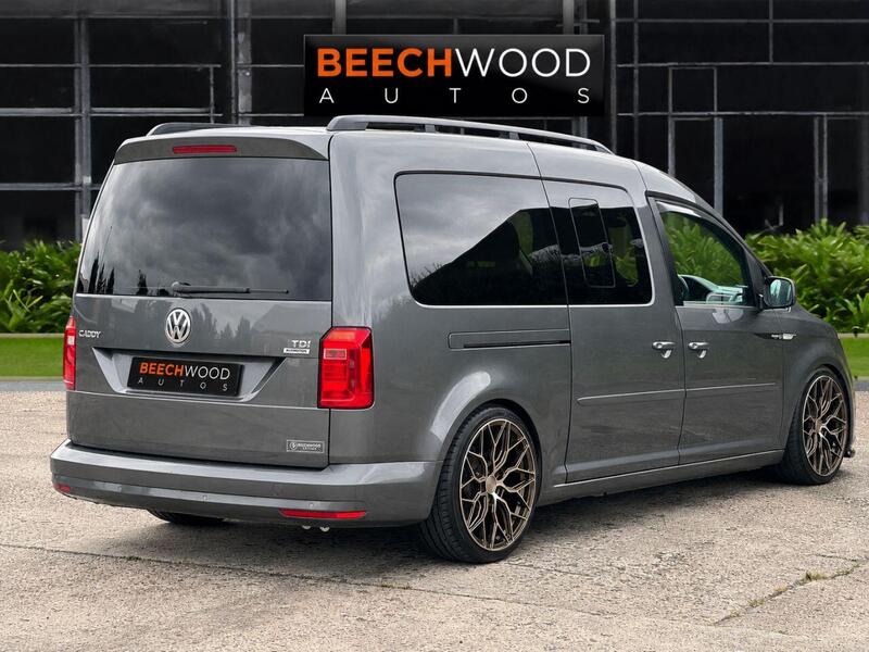 Volkswagen Caddy Maxi Life view 7
