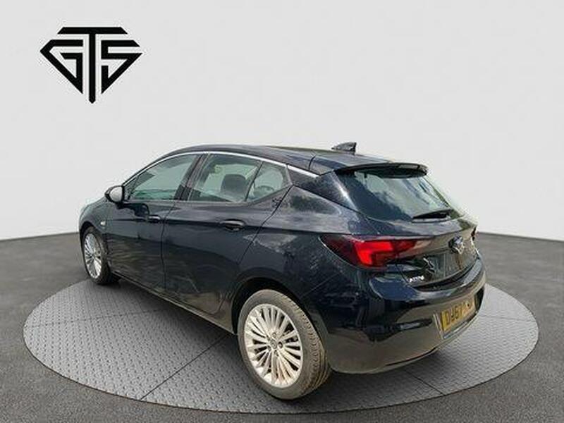 Vauxhall Astra view 5