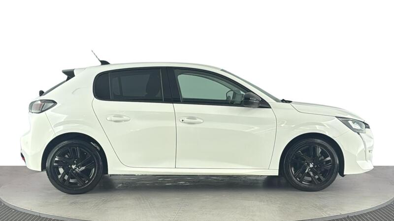 Peugeot 208 view 3