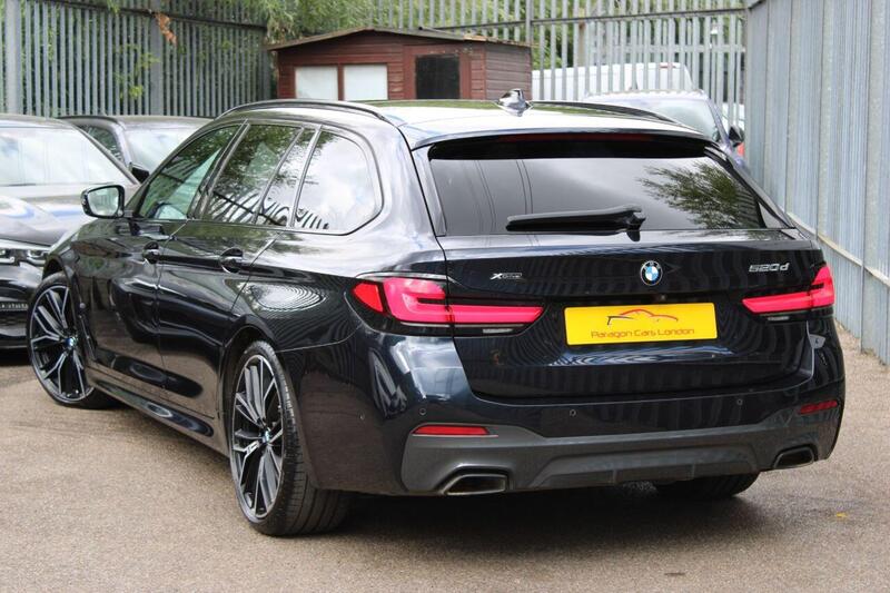 BMW 5 Series view 3