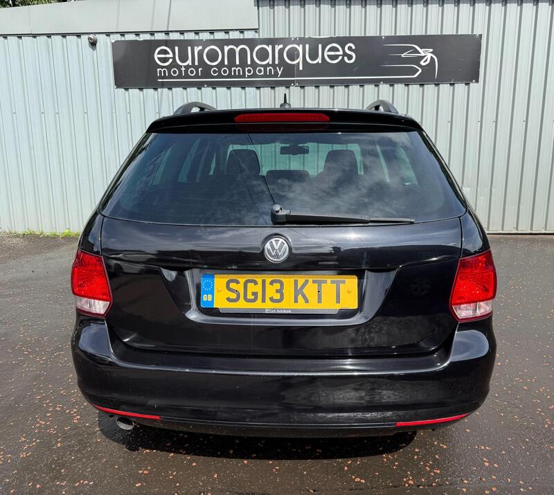 Volkswagen Golf view 5