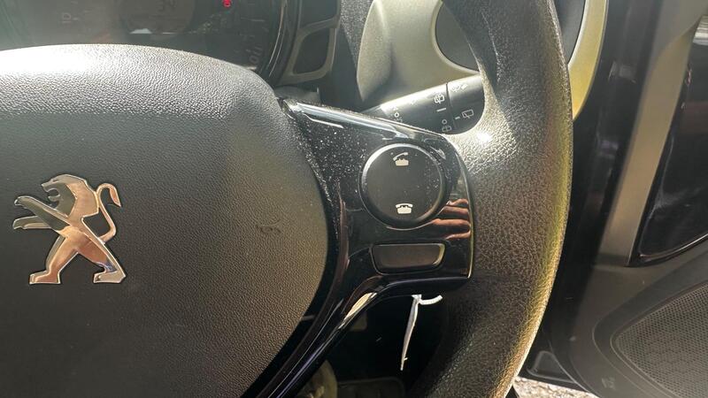 2015 Peugeot 108 — photo 18