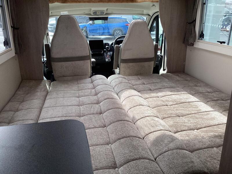Auto-Sleepers Broadway EK TB LP — image 26