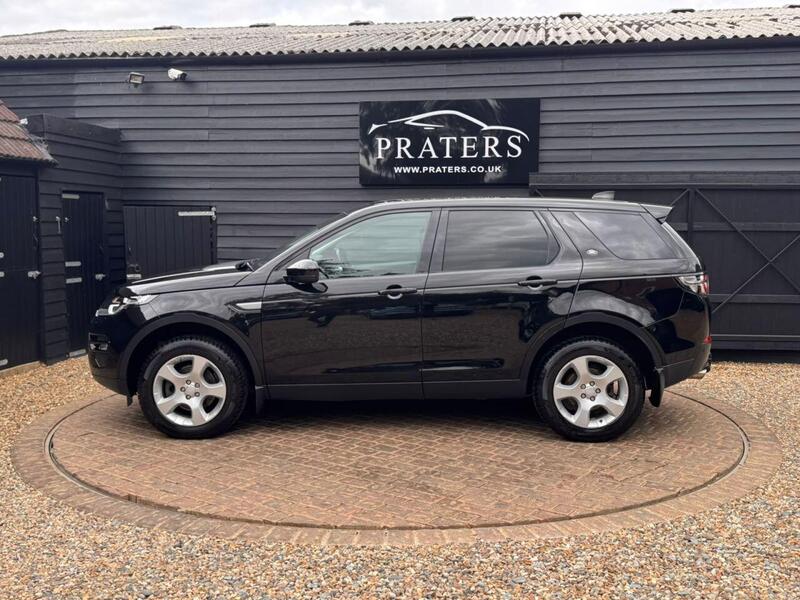 Land Rover Discovery Sport view 6