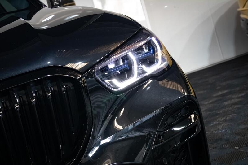 BMW X5 BMW X5 view 6
