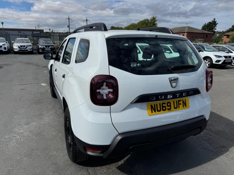 Dacia Duster view 6