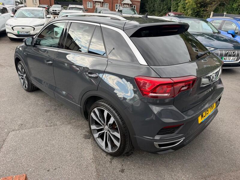 Volkswagen T-Roc view 6