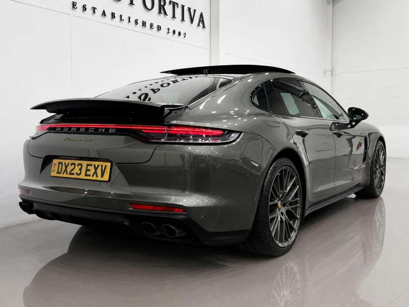 Porsche Panamera view 4