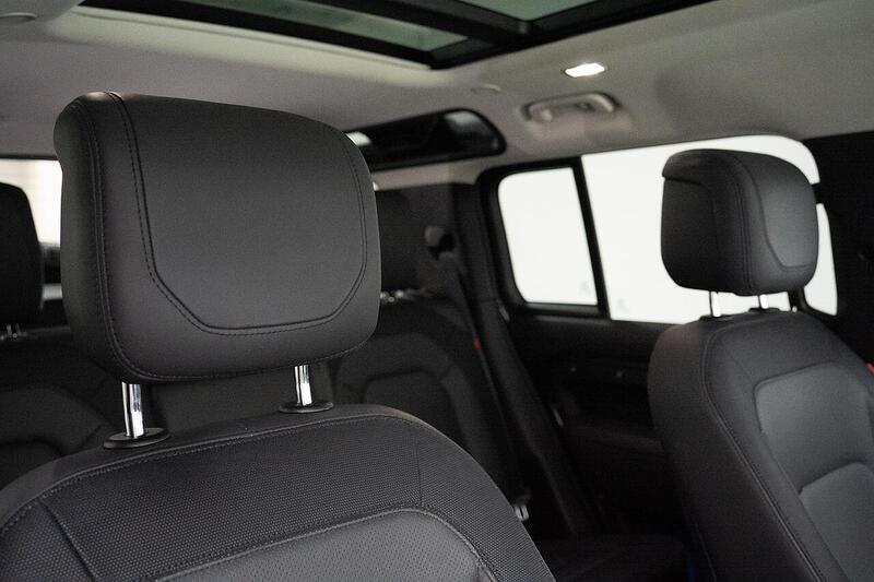 Land Rover Defender view 4