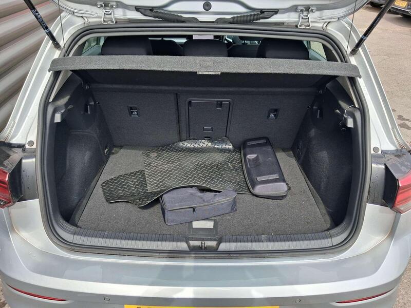 Volkswagen Golf view 7