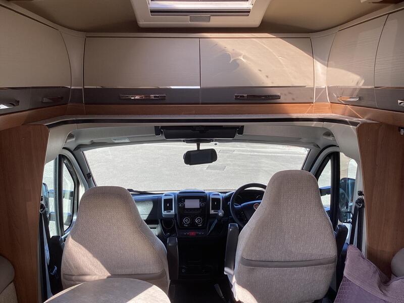 Auto-Trail Tracker RB — image 14