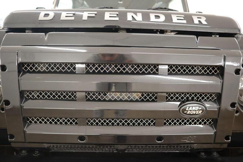 Land Rover Defender view 51