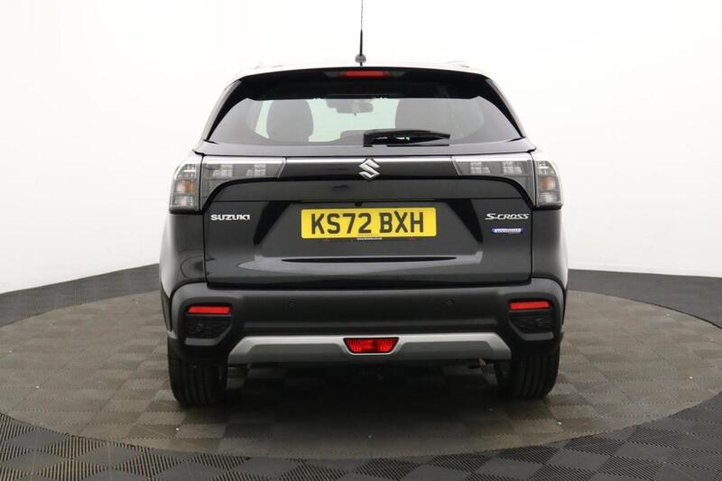 Suzuki S-Cross view 5