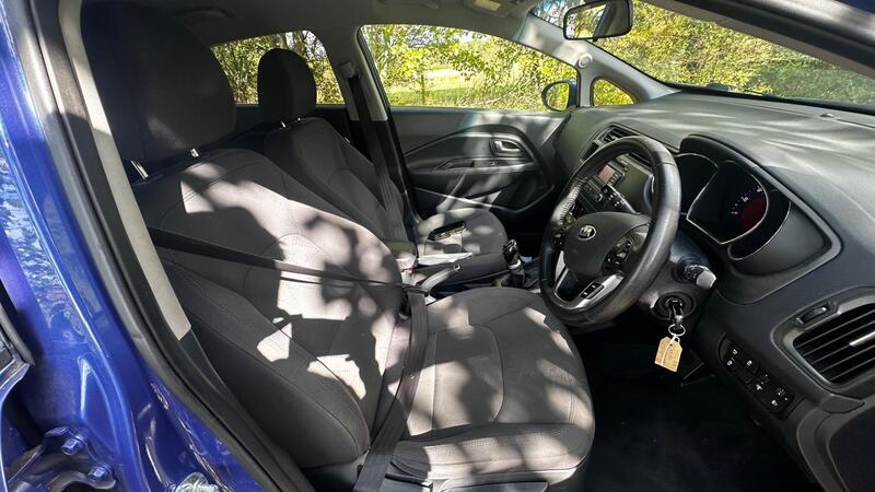 2013 Kia Rio — photo 15