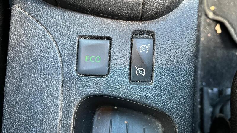 2019 Renault Clio — photo 36