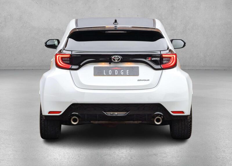 Toyota Yaris view 6