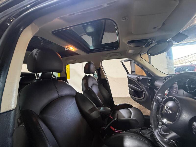 2013 MINI Countryman — photo 23