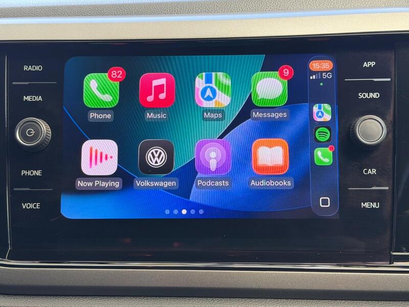 Volkswagen Polo view 2