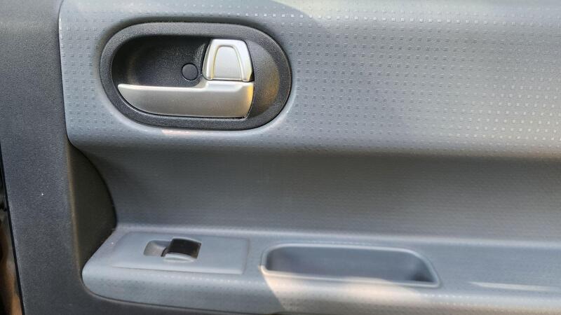 2007 Mitsubishi Colt — photo 28