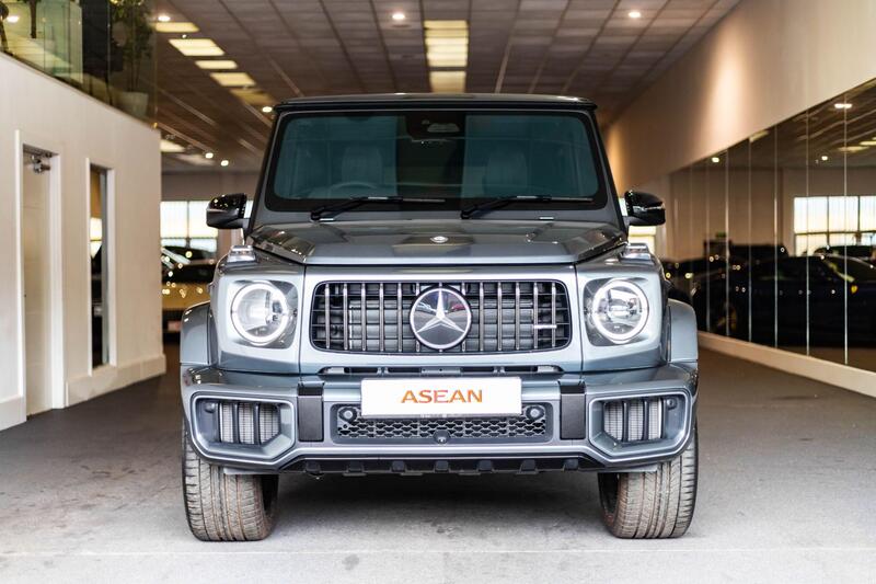 Mercedes-Benz G-Class view 4