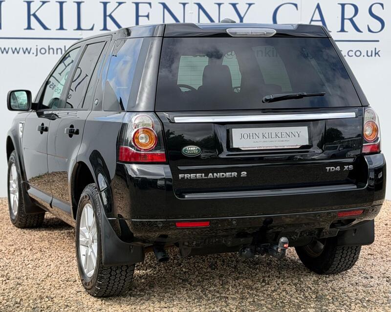 Land Rover Freelander 2 view 4