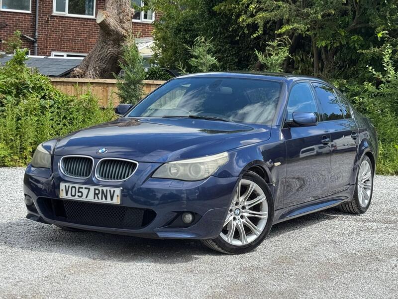 BMW 5 Series view 3
