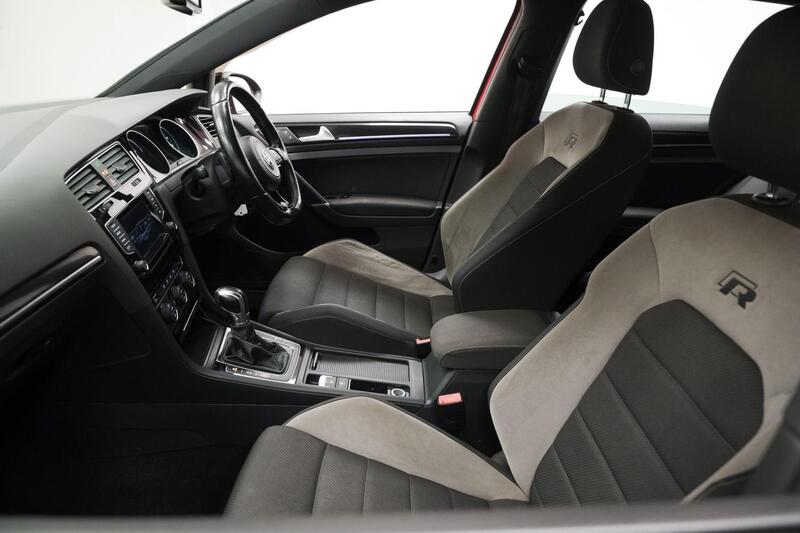 Volkswagen Golf view 22