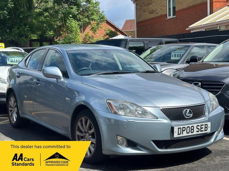 Lexus Is main image