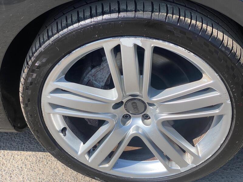 Audi A8 view 55