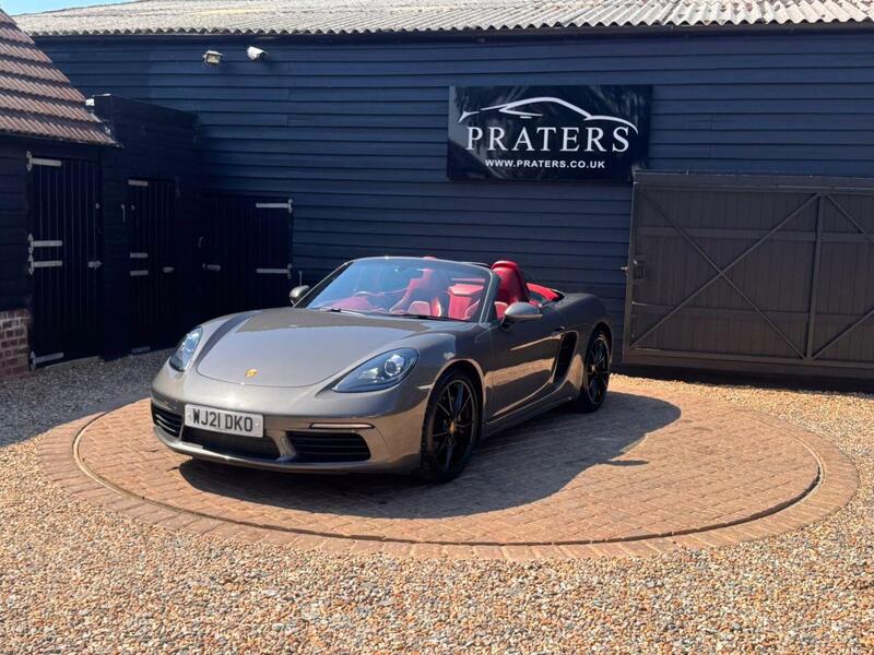 Porsche 718 Boxster view 5