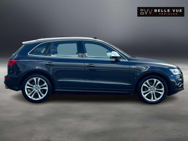Audi SQ5 view 2