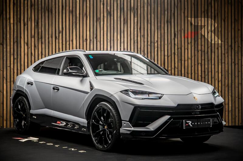 Lamborghini Urus main image
