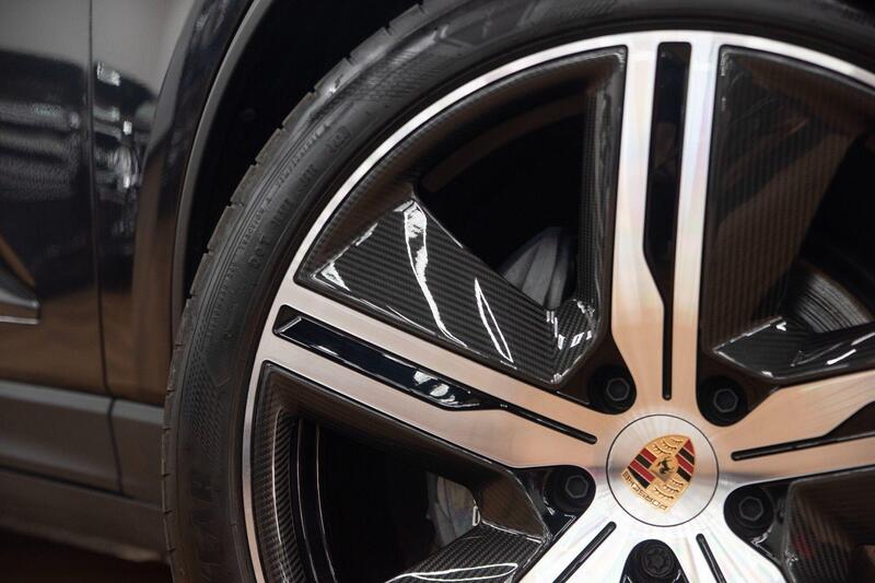 Porsche Macan view 6