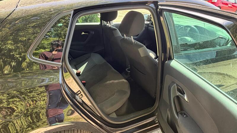 2016 Volkswagen Polo — photo 8