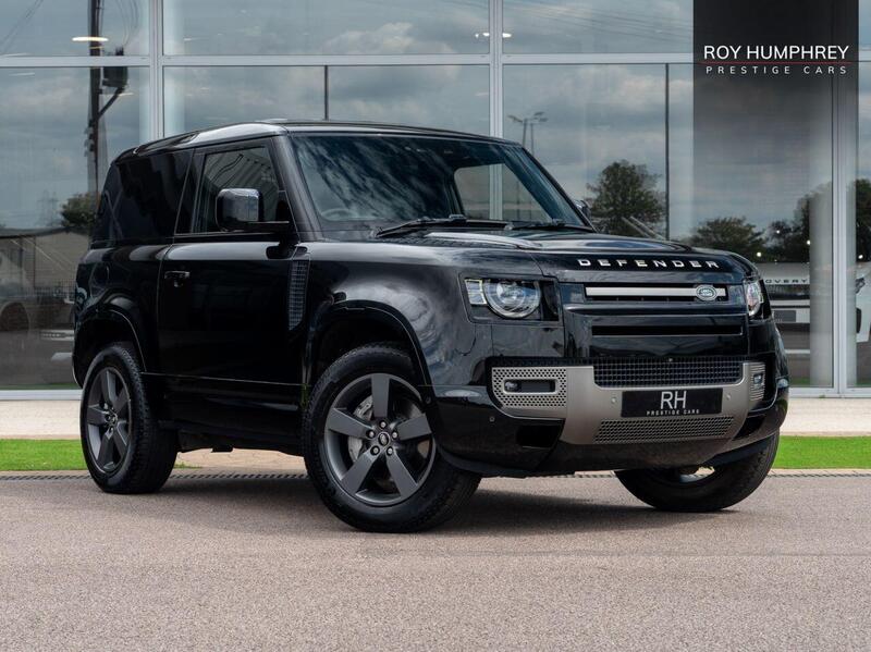 Land Rover Defender 90 main image