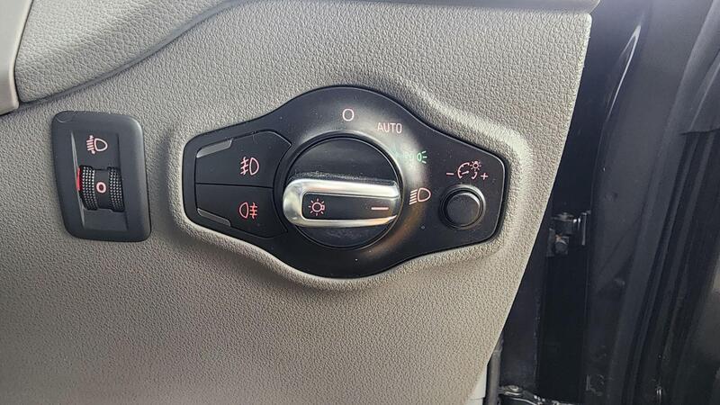 2011 Audi Q5 — photo 30