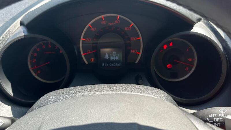 2013 Honda Jazz — photo 27