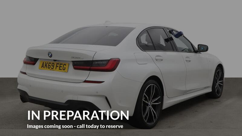 BMW 3 Series view 4